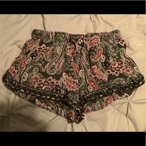Womens Small Daytrip shorts